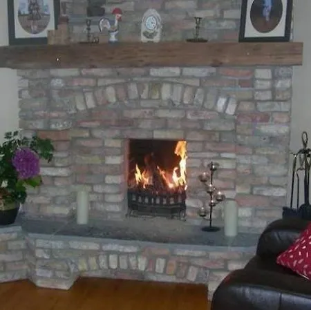 Bed & Breakfast Ashfield House