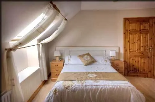 Ashfield House Bed & Breakfast 4*