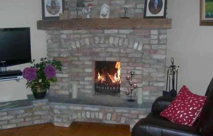 Bed & Breakfast Ashfield House